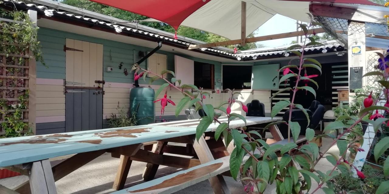 Eden'S Yard Backpackers Hostel St Austell Εξωτερικό φωτογραφία